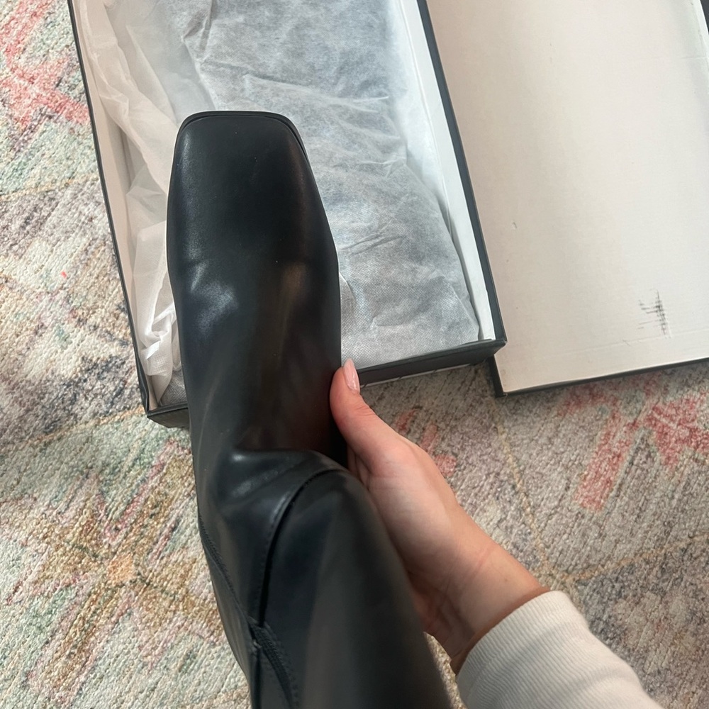 SOLD Lulus Reelee Boots - Picture 5 of 7